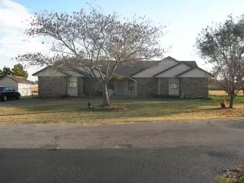 212 Englebretson, Tuttle, OK 73089 photo 1