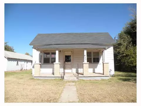 418 W 2nd St, Watonga, OK 73772 photo 1
