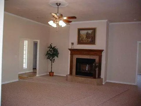 602 Arrowhead Dr, Tuttle, OK 73089 photo 2