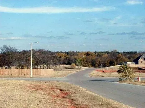 602 Arrowhead Dr, Tuttle, OK 73089 photo 11