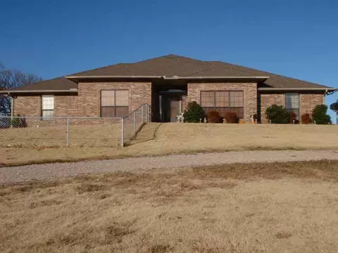 4181 E Franklin, Norman, OK 73026 photo 1