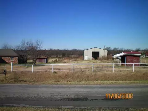 5804 N Bryan, Shawnee, OK 74801 photo 3