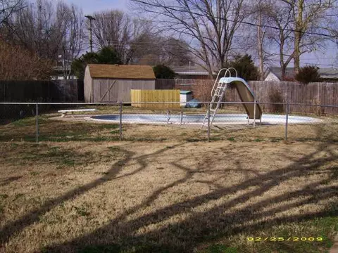2705 N Terry Ave, Bethany, OK 73008 photo 9