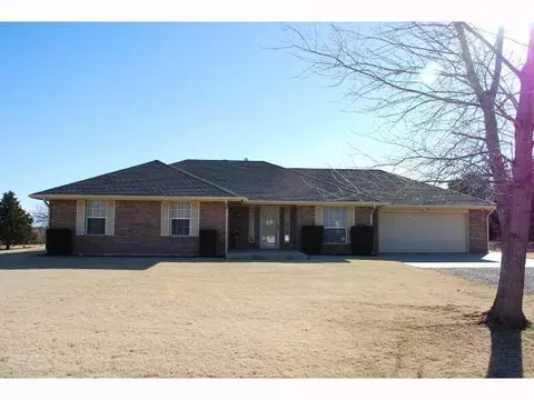 404 Timber Creek Dr, Tuttle, OK 73089 photo 1