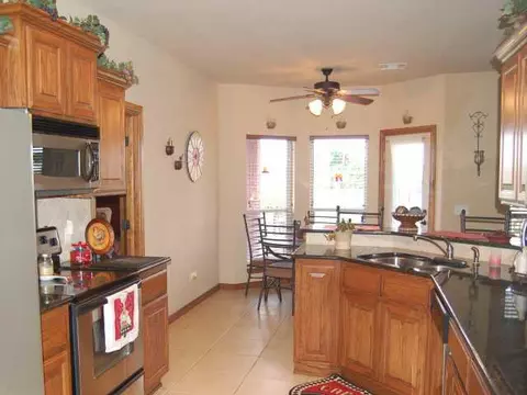 909 Eagle Ridge Rd, Tuttle, OK 73089 photo 5