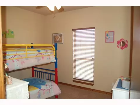 909 Eagle Ridge Rd, Tuttle, OK 73089 photo 10