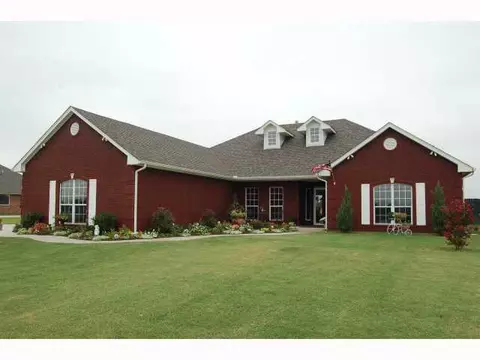 909 Eagle Ridge Rd, Tuttle, OK 73089 photo 1