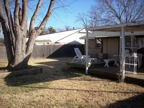 545 E 29th St, Edmond, OK 73013 photo 7
