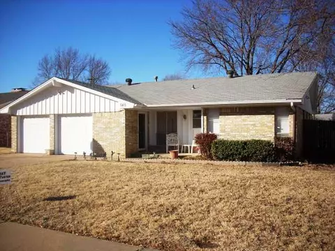 545 E 29th St, Edmond, OK 73013 photo 2