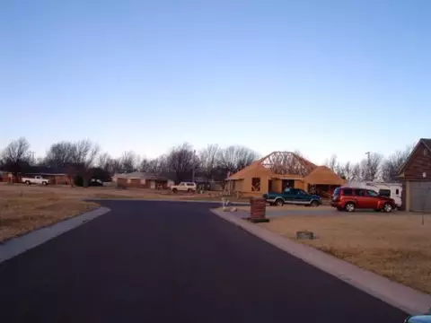 117 Willow, Crescent, OK 73028 photo 5