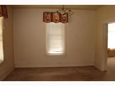 507 E Springer, Guthrie, OK 73044 photo 4