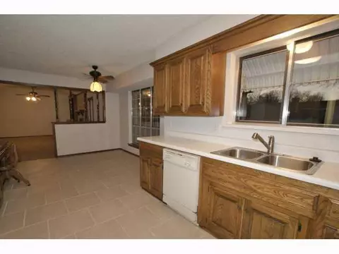 3405 Patterson Dr, Edmond, OK 73013 photo 6