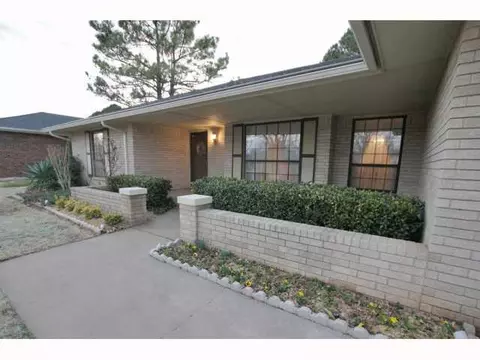 3405 Patterson Dr, Edmond, OK 73013 photo 2