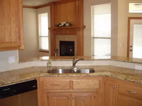 1718 Excaliber Dr, Tuttle, OK 73089 photo 7