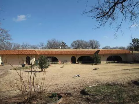 5600 E Waterloo Rd, Edmond, OK 73034 photo 1