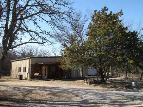 5600 E Waterloo Rd, Edmond, OK 73034 photo 4