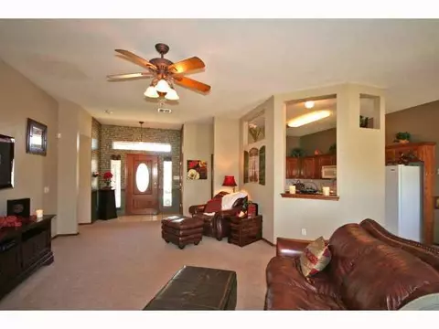 2301 Squirrel Rd, Tuttle, OK 73089 photo 3