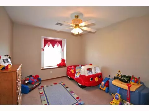 2301 Squirrel Rd, Tuttle, OK 73089 photo 10