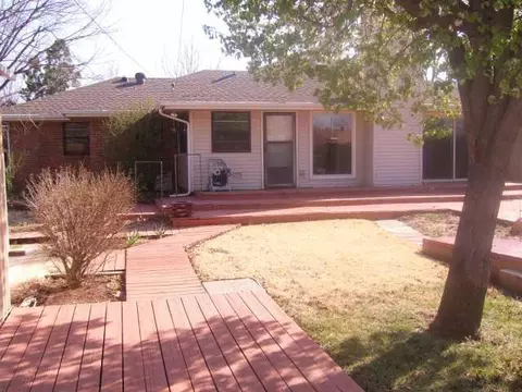 529 E 29th St, Edmond, OK 73013 photo 9