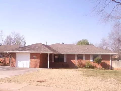 529 E 29th St, Edmond, OK 73013 photo 1