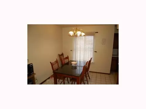 2002 Oak Forest Dr, Norman, OK 73071 photo 10