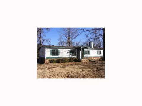901 Pitman St, Mcloud, OK 74851 photo 1