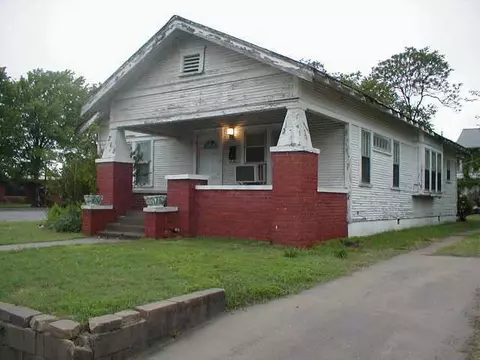 712 N Kickapoo, Shawnee, OK 74801 photo 1