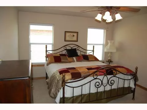 6907 Lewis Ln, Tuttle, OK 73089 photo 5
