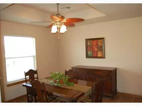 6907 Lewis Ln, Tuttle, OK 73089 photo 4