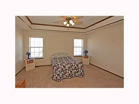 836 Oaklawn Dr, Tuttle, OK 73089 photo 8