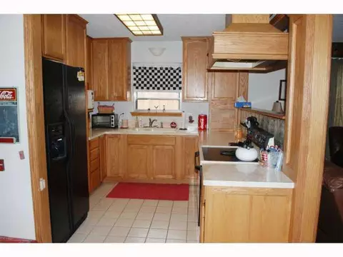 8133 NW 26th St, Bethany, OK 73008 photo 5