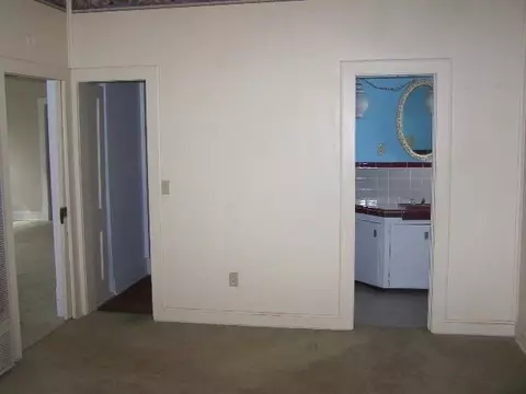 217 E Oklahoma St, Walters, OK 73572 photo 5