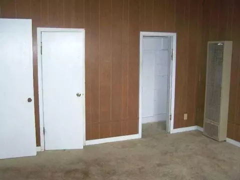 217 E Oklahoma St, Walters, OK 73572 photo 6