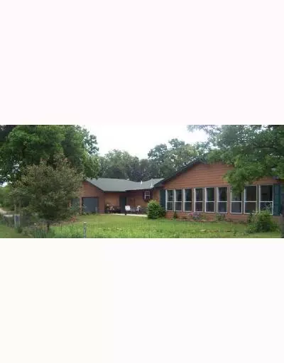 667 S Arena Rd, Mcloud, OK 74851 photo 2