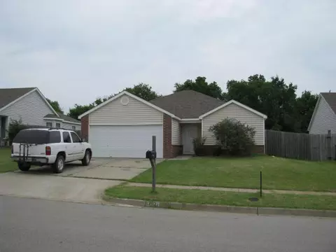 3021 Pinecrest, Norman, OK 73071 photo 1