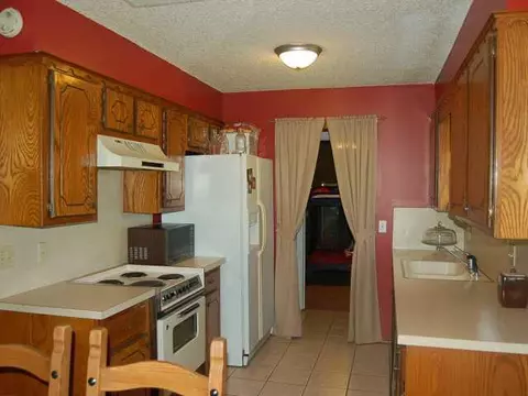 125 Pinewood, Tuttle, OK 73089 photo 5