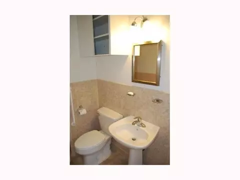 209 E Haddock St, Norman, OK 73069 photo 9