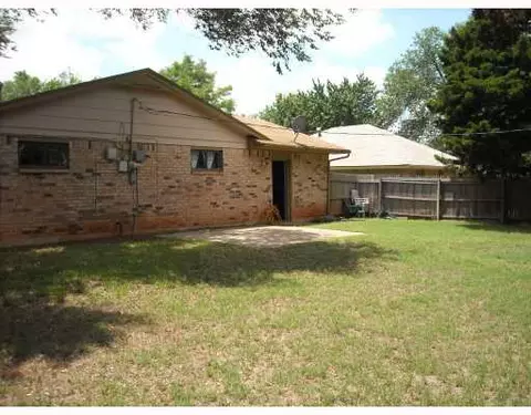 719 N Scott, Edmond, OK 73013 photo 12