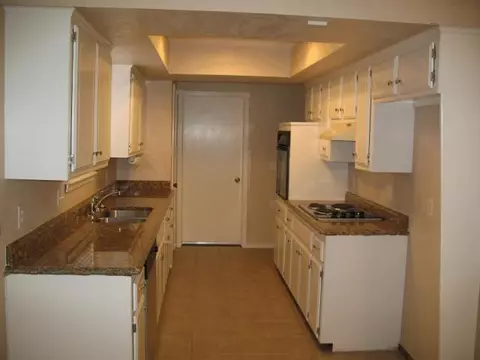 308 Brighton Dr, Edmond, OK 73003 photo 6