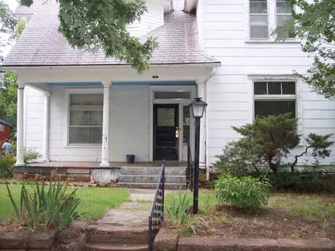411 E Logan Ave, Guthrie, OK 73044 photo 1