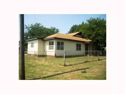 300 Cherokee Rd, Orlando, OK 73073 photo 1
