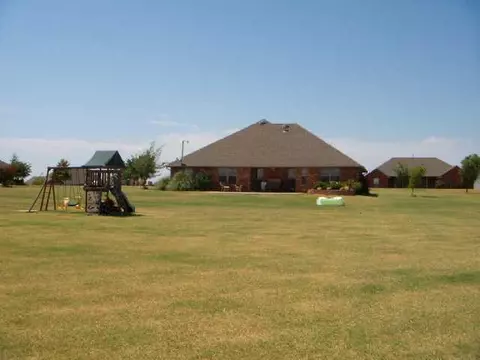 4108 Frontier Ln, Tuttle, OK 73089 photo 3