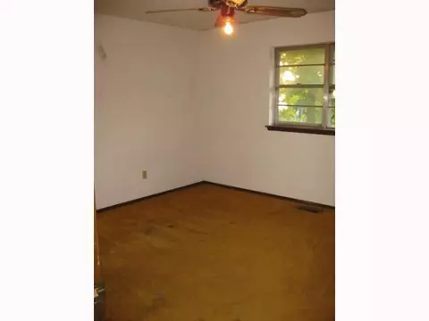 102 Pinewood, Tuttle, OK 73089 photo 5