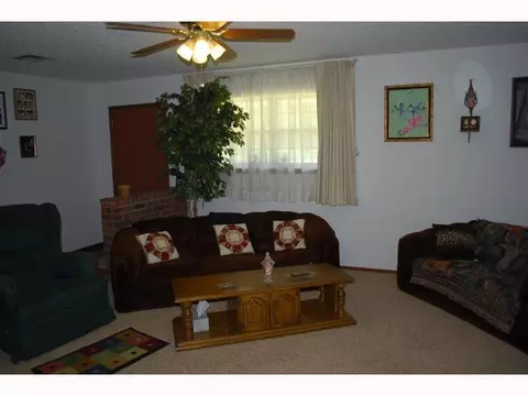 5508 E Lakeview Dr, Harrah, OK 73045 photo 3