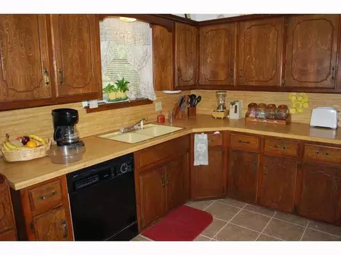 5508 E Lakeview Dr, Harrah, OK 73045 photo 6