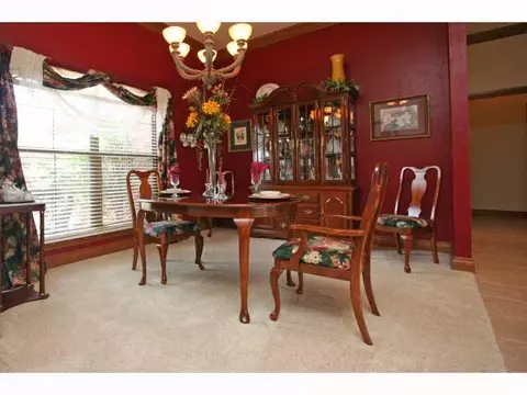 4206 Frontier Ln, Tuttle, OK 73089 photo 3