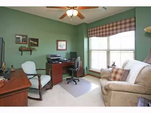 4206 Frontier Ln, Tuttle, OK 73089 photo 9