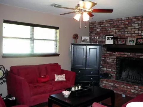 2604 N Markwell, Bethany, OK 73008 photo 3