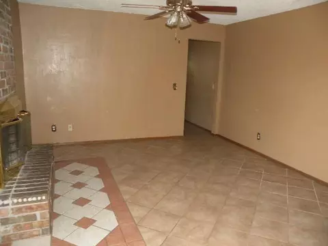 530 Skyview Dr, Watonga, OK 73772 photo 2