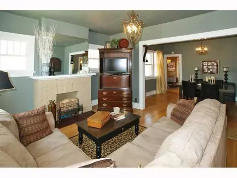 616 E Oklahoma, Guthrie, OK 73044 photo 2